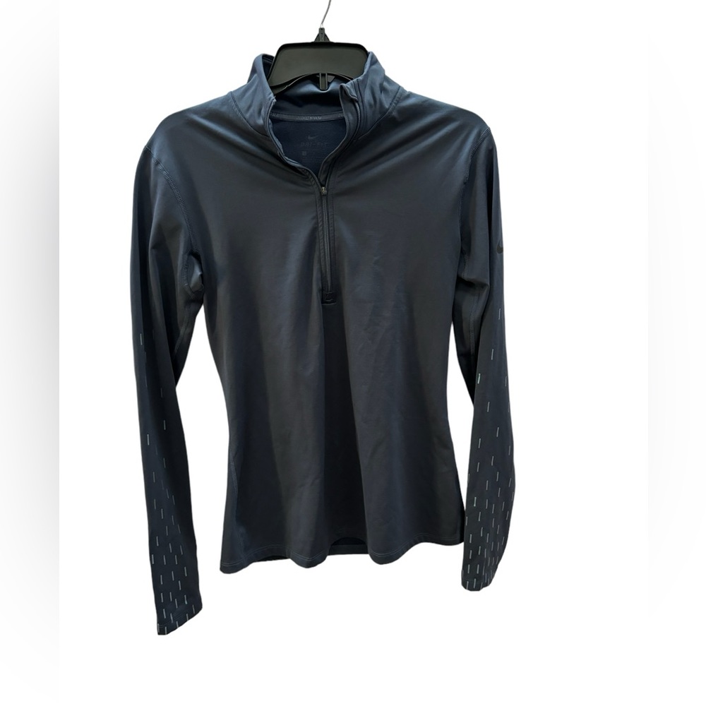Nike Women’s Dark Blue Hyper Warm Pro Dri-Fit 1/2 Zip Pullover Large‎